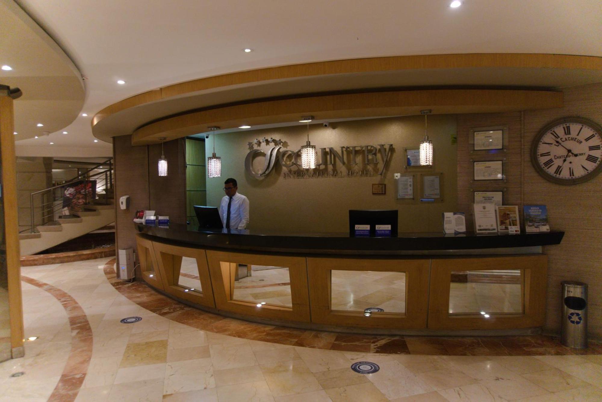 Country International Hotel Barranquilla  Extérieur photo