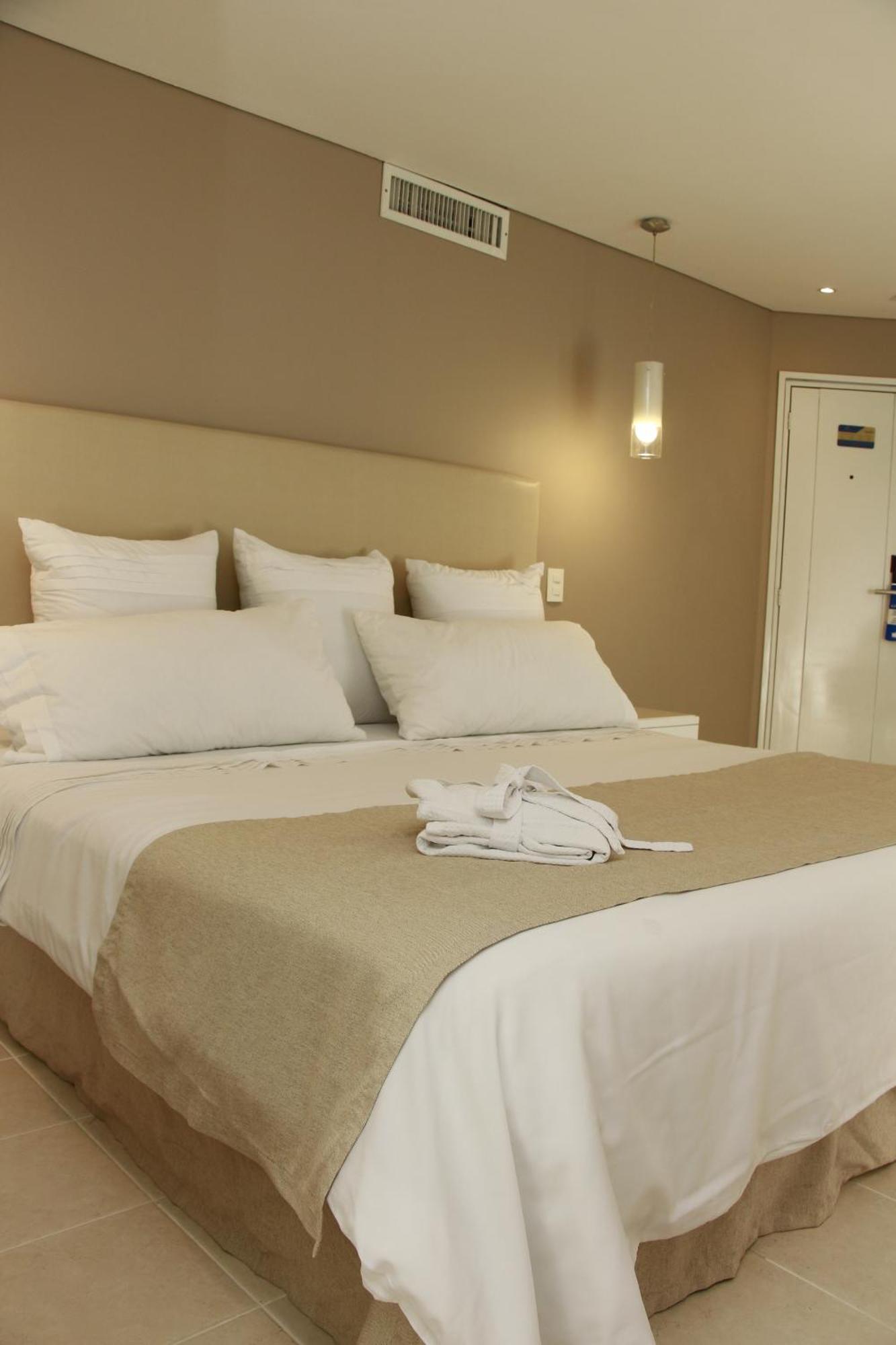 Country International Hotel Barranquilla  Extérieur photo