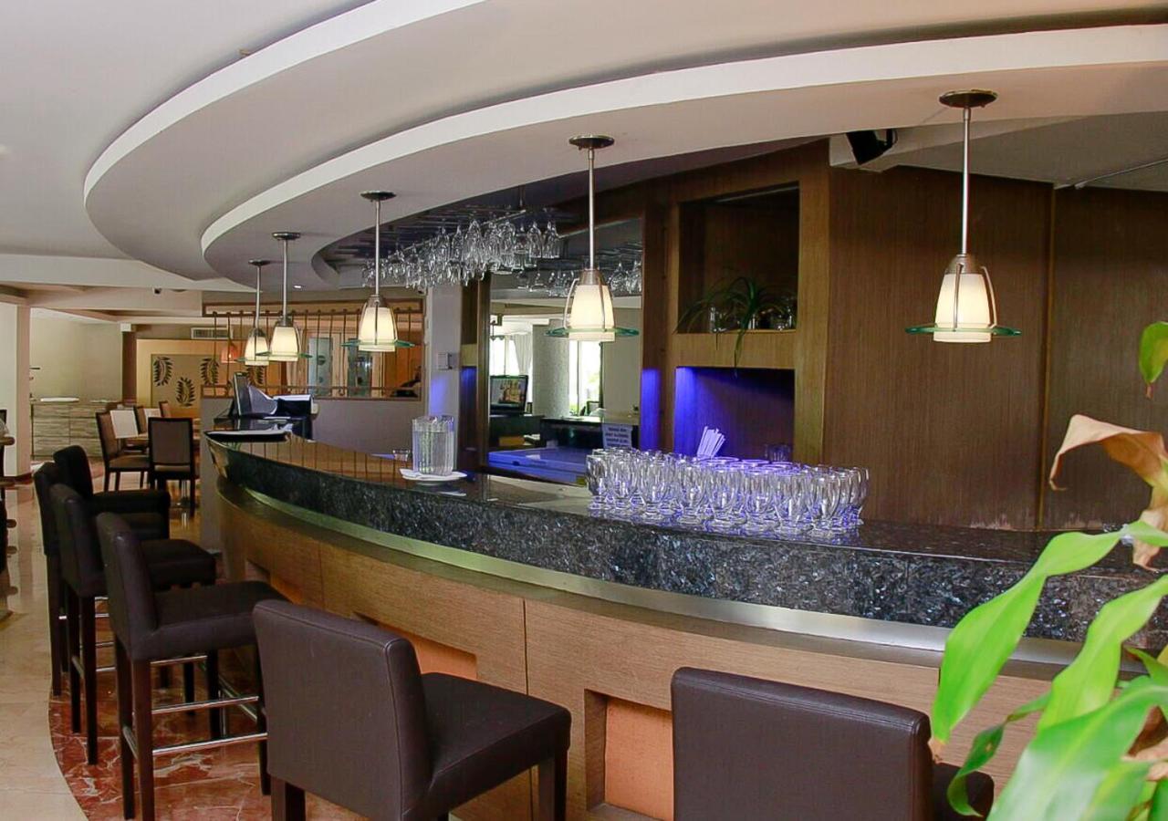 Country International Hotel Barranquilla  Extérieur photo